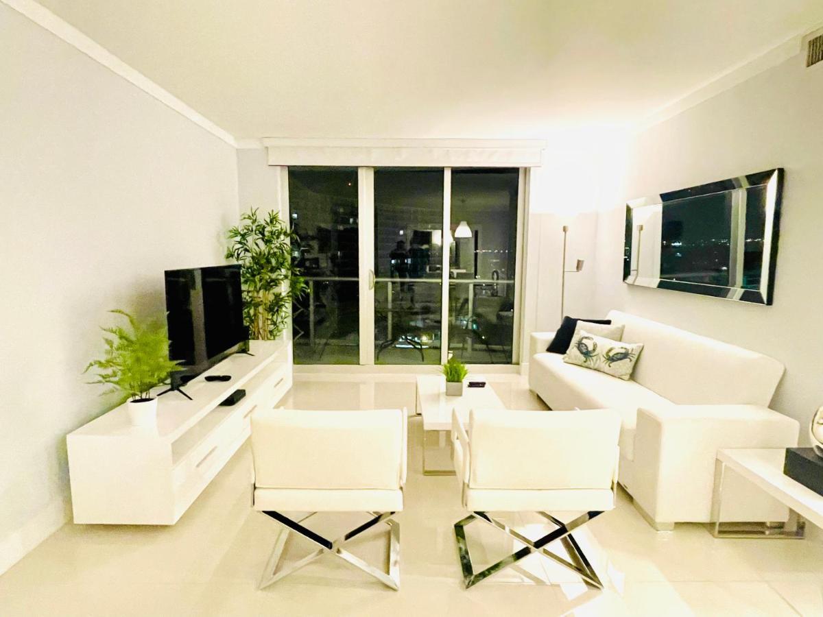 Hollywood On Beach Apartment Eksteriør billede