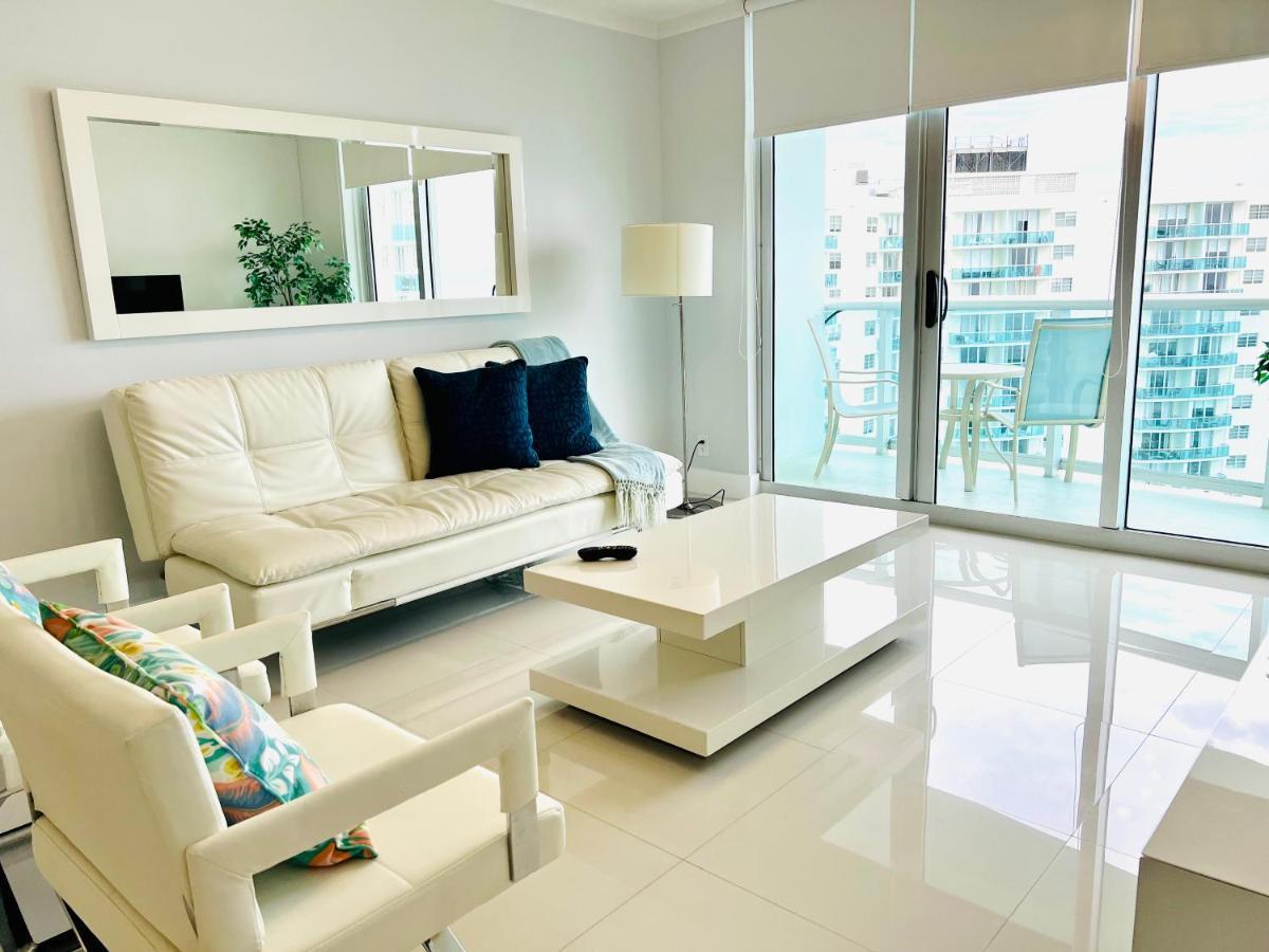 Hollywood On Beach Apartment Eksteriør billede