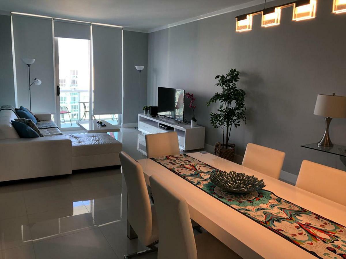 Hollywood On Beach Apartment Eksteriør billede